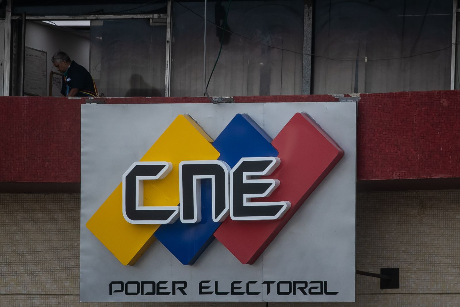 ONG denuncia la merma injustificada en el censo de electores venezolanos en el exilio