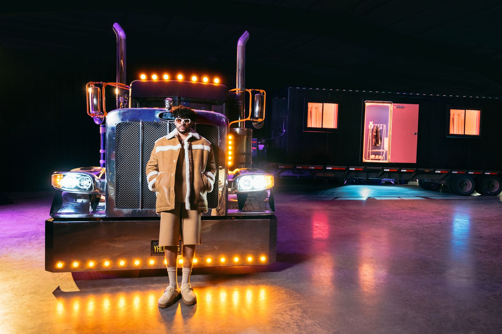 El famoso camión de Bad Bunny sale en alquiler en Airbnb
