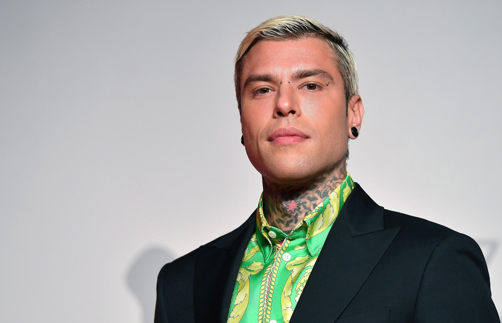 Fedez celebra el éxito de la operación para extirparle un tumor de páncreas