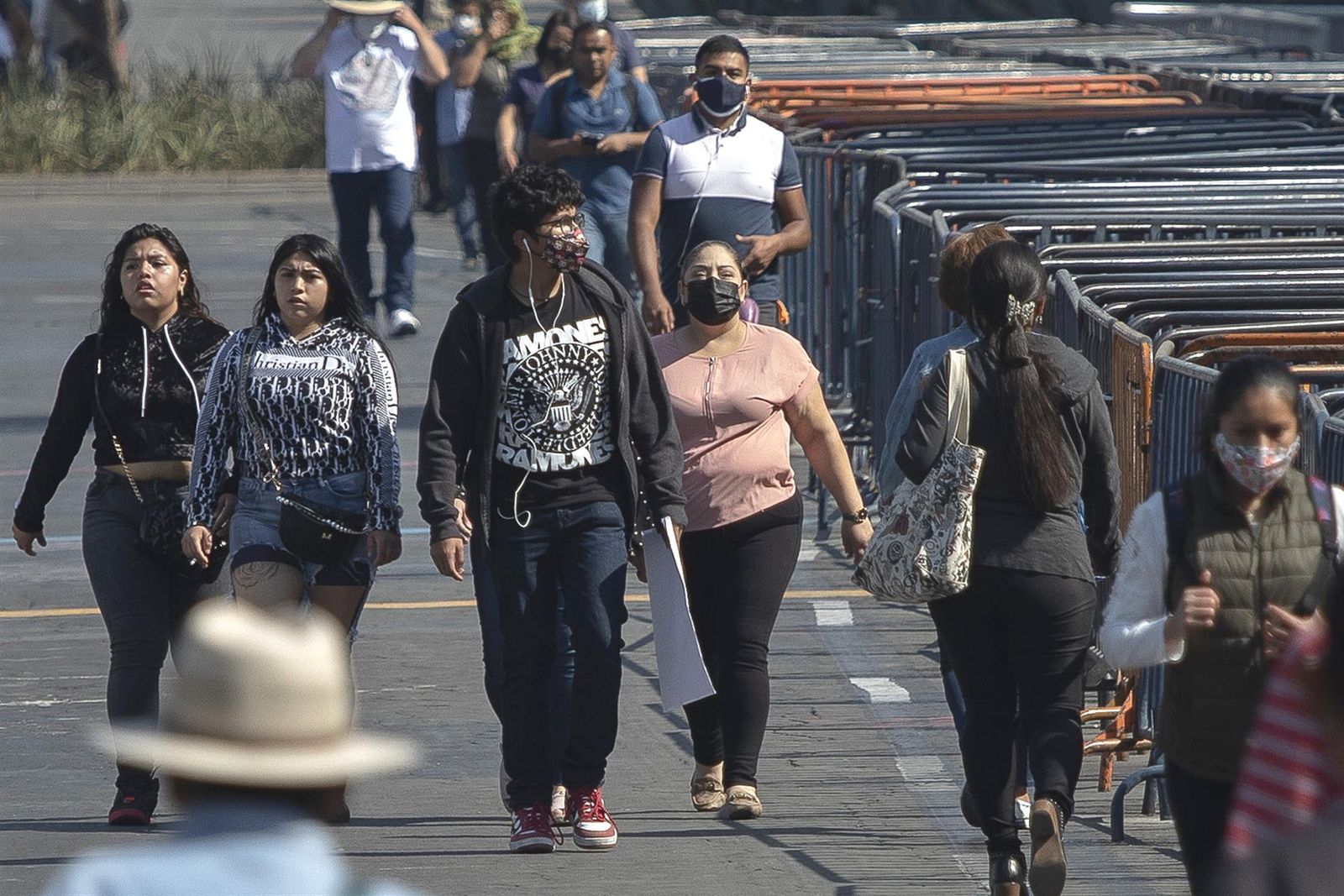 México añade 158 nuevas muertes y 4.251 nuevos casos por la covid-19