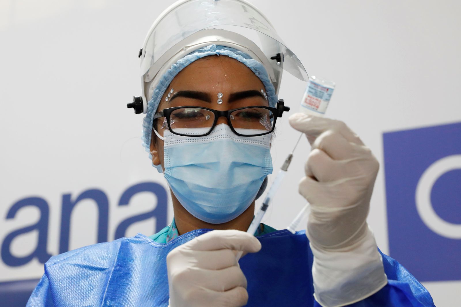 Colombia suma 351 contagios nuevos y 23 fallecimientos por covid-19