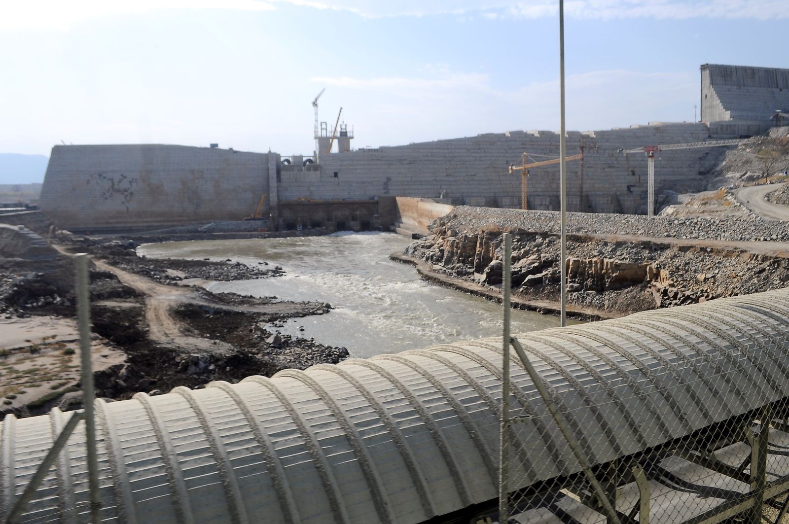 El agua como fuente de conflictos genera debate en el Foro Mundial de Dakar